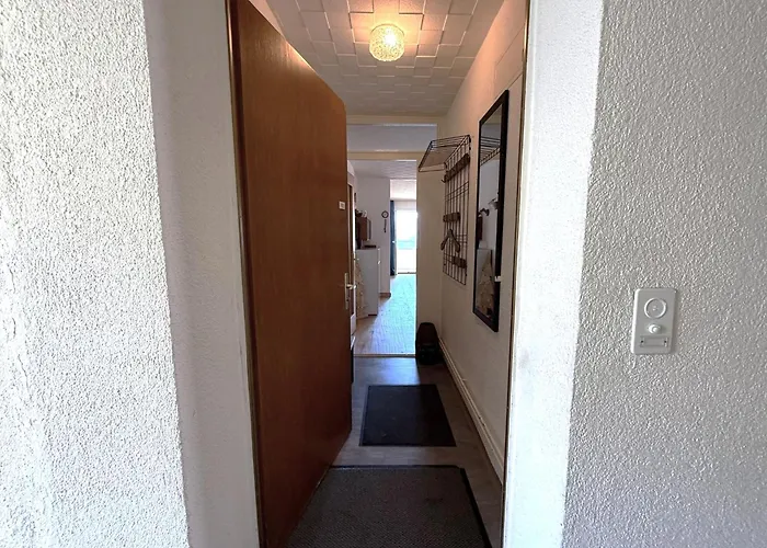 Salute 105 로이커바드