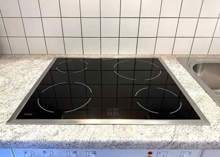 Salute 105 아파트 로이커바드