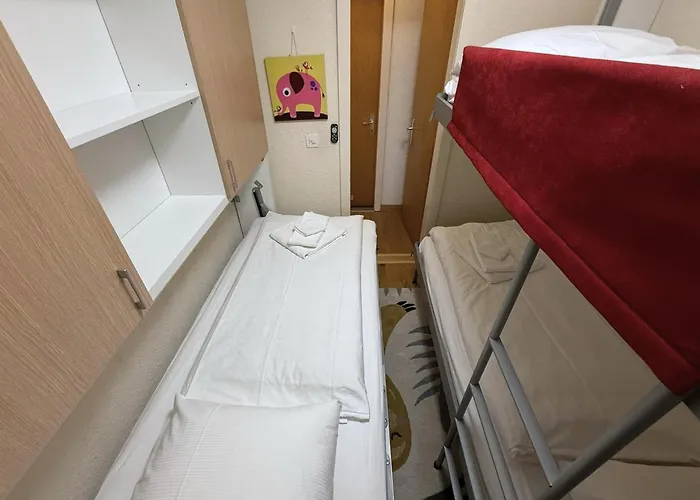 아파트 Salute 105